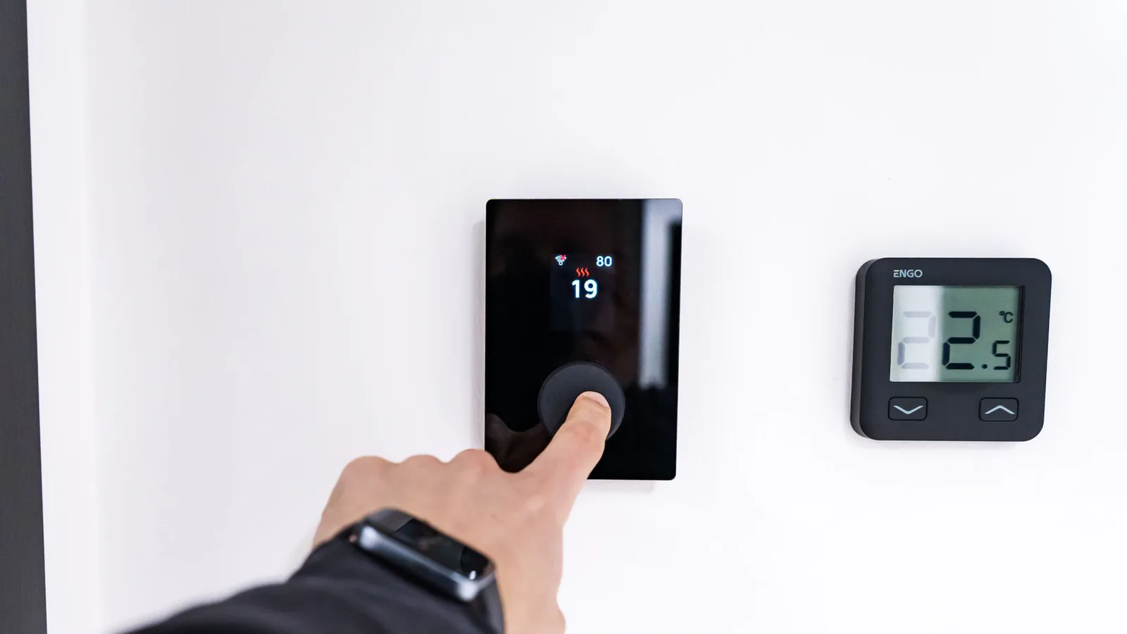 sistema domótico unifamiliar sistema domótico unifamiliar en Domótica en vivienda unifamiliar: qué instalar desde el principio y qué esperar